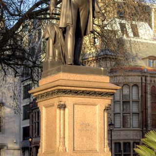 Statue of Robert Peel