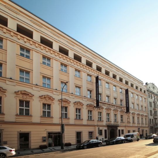 Hybernská 12