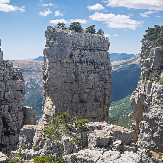 Cadières de Brandis