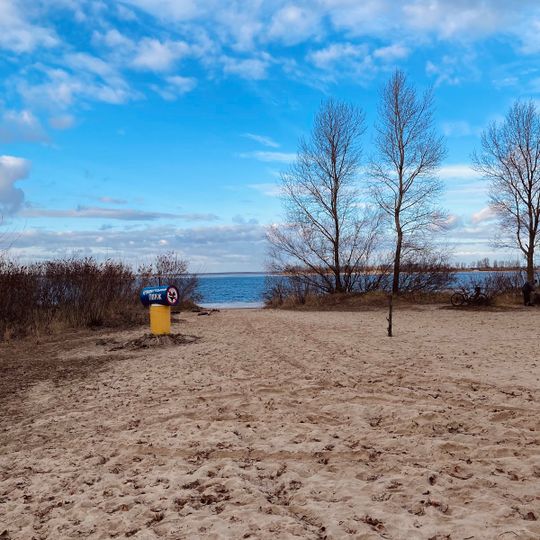 Нудистський пляж