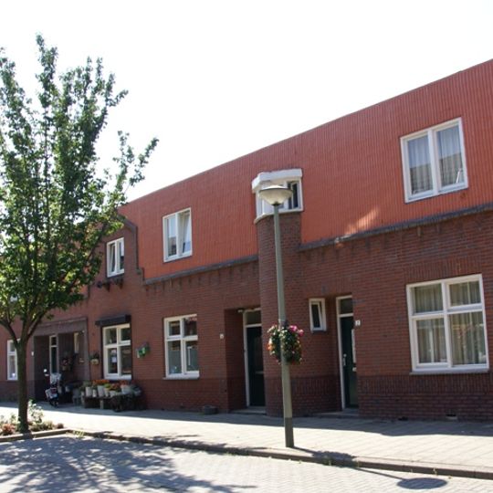 Arbeiderswoningen Van den Berghstraat