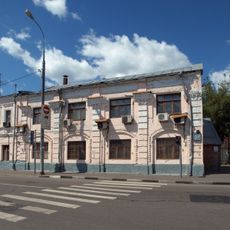 Улица Фридриха Энгельса 27, Жилой дом Ф.И. Смирнова с лавками