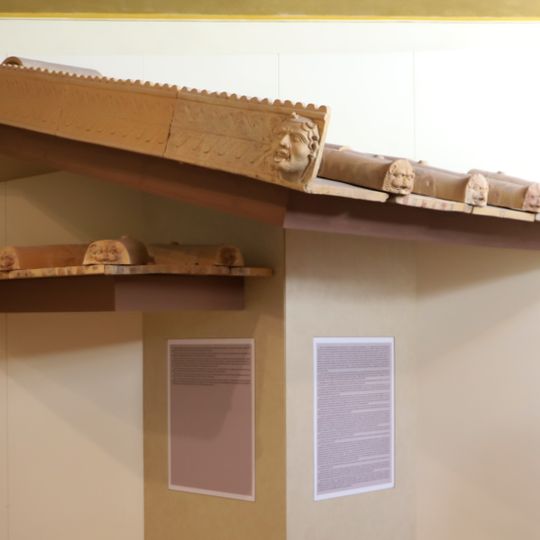 Porzione di copertura dell'edificio sacro etrusco del Cassero
