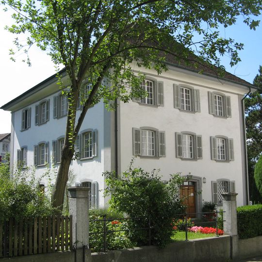Römisch-katholisches Pfarrhaus