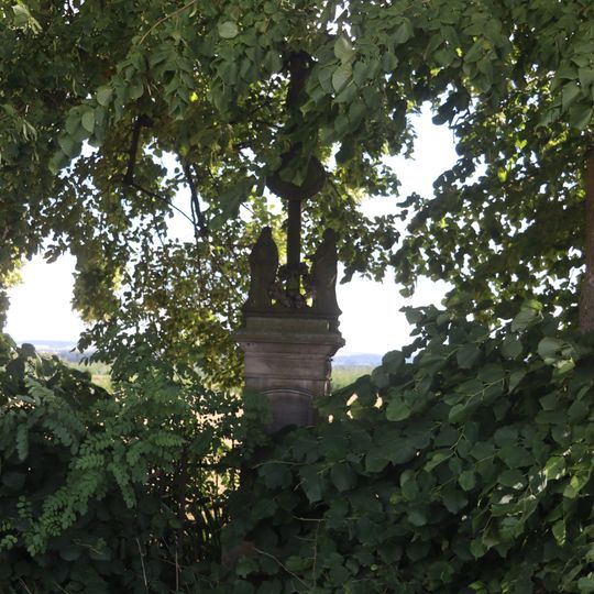 Kříž u silnice 392 u Tasova