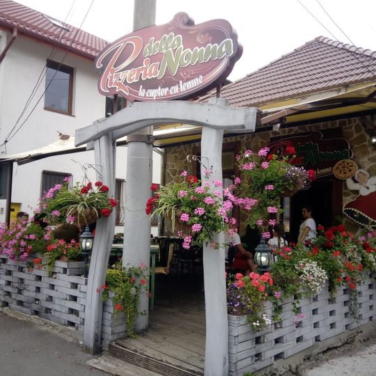 Pizzeria Della Nonna