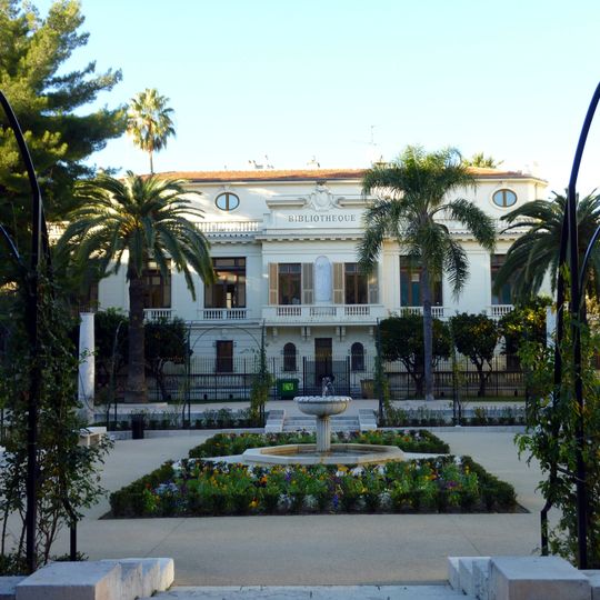 Bibliothèque Romain Gary