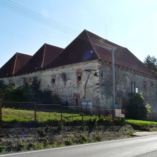 Chvalešovice Castle