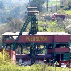 Castillete del pozo Sotón n.º 2