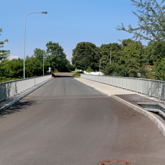 Bridge of Líšnická street over Jeremiášova street