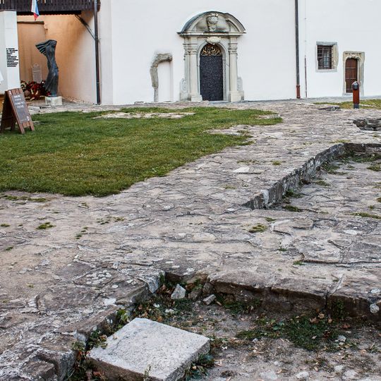 Thökölyho hrad, Kežmarský zámok, kostol základy