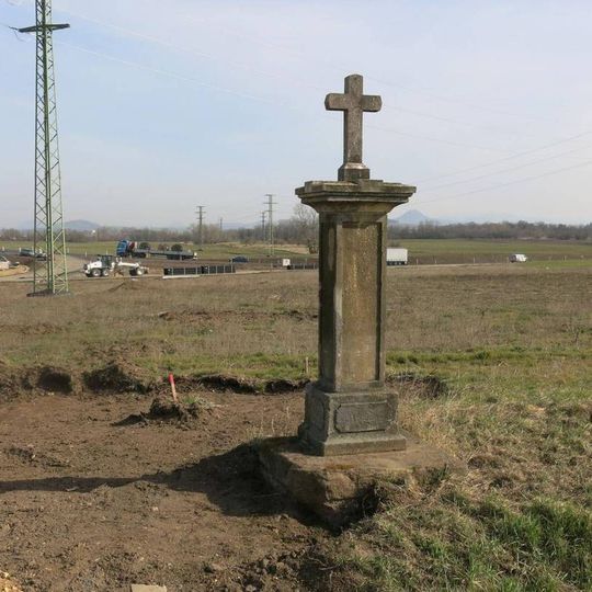 Kříž v Masarykově ulici na západním okraji Postoloprt