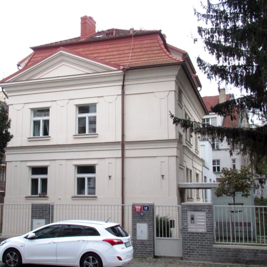 Vila Wolkerova čp. 566