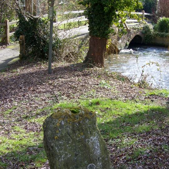 Milestone, Salisbury Road; N side river bridge,