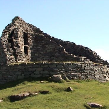 Monumentos de pedra antigos: locais sagrados, templos e estruturas milenares