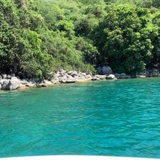 West Thumbi Island