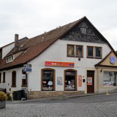 Wohn- und Geschäftshaus