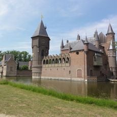 Heeswijk: hoofdgebouw