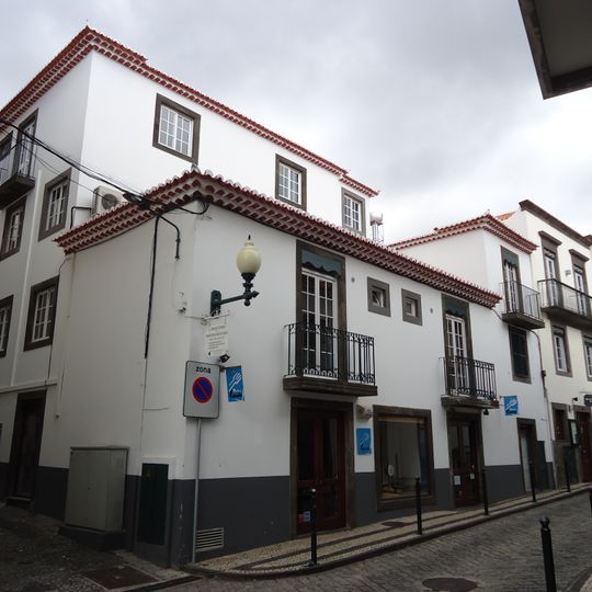 Edifício na rua de São Pedro, n.º 11