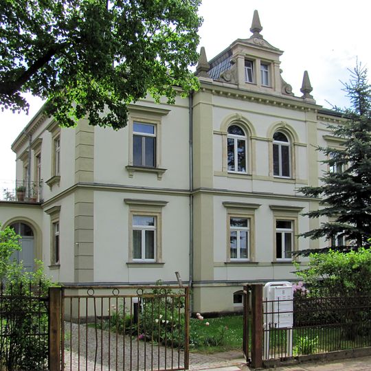 Mietvilla Wilhelm-Busch-Straße 8
