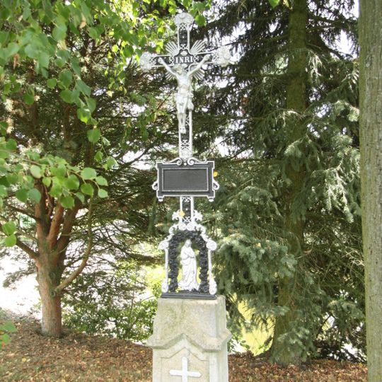 Kříž v Děkančicích