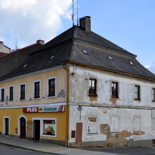 Masarykovo náměstí 146