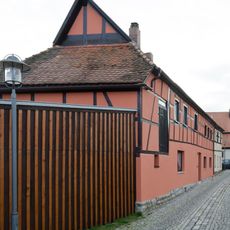 Schwebheimer Gasse 9, 11