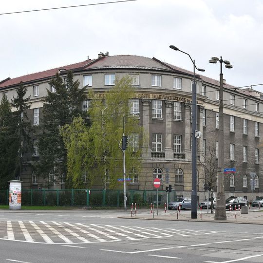 Klasztor, kościół i szkoła Sióstr Zmartwychwstanek w Warszawie