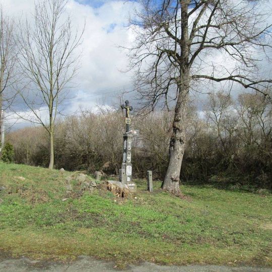 Kříž v Krči u zatáčky