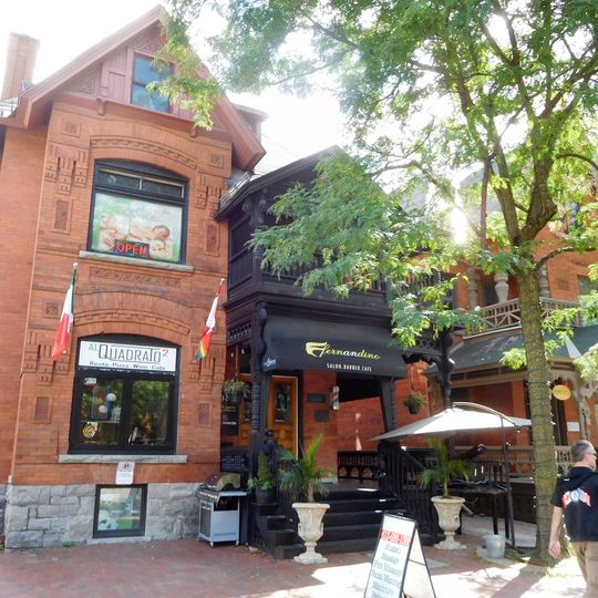 324, rue Somerset Ouest