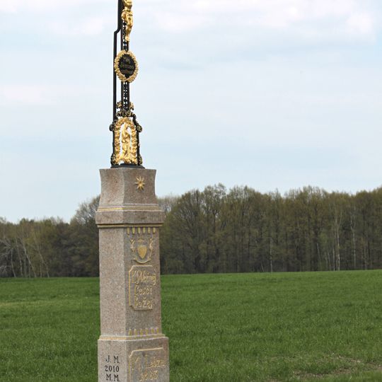 Betkreuz am östlichen Ortsausgang Piskowitz
