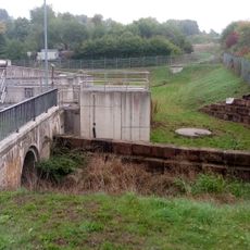Regenüberlaufbecken 12