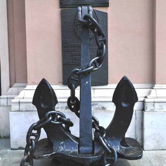 Monument to fallen sailors in Warsaw