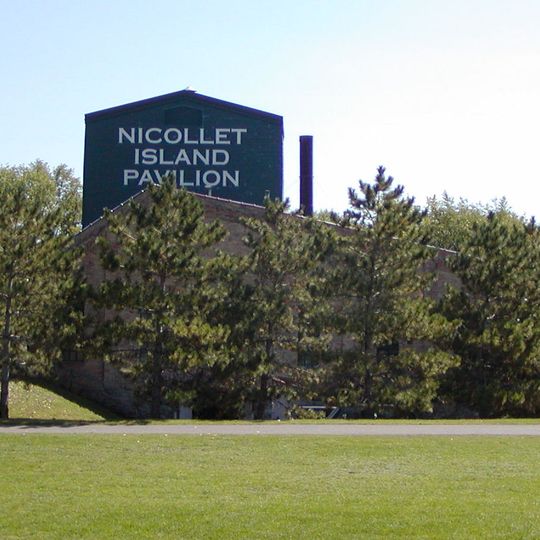 Nicollet Island Park