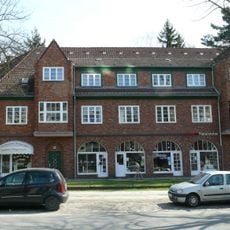 Wohnhaus Riemeisterstraße 39 & 39A & 39B Sophie-Charlotte-Straße 29
