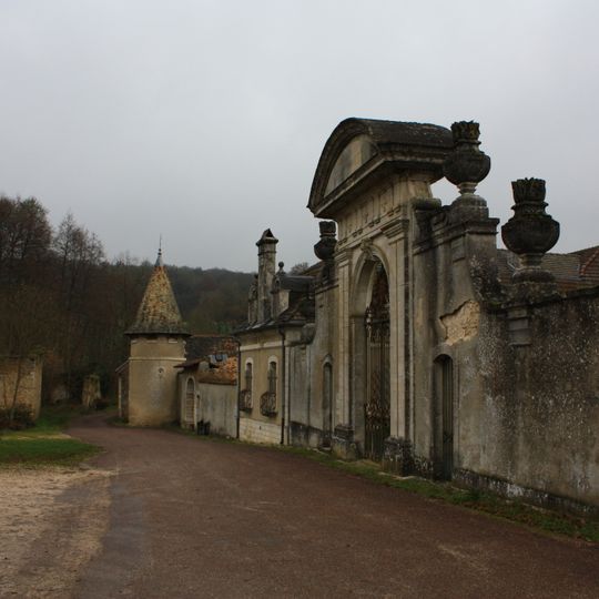 Abbaye royale Saint-Nicolas de Septfontaines