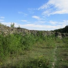 Kalksteinbruch im Naturschutzgebiet Birzberg, Honigsack/Kappelberghang bei Fechingen