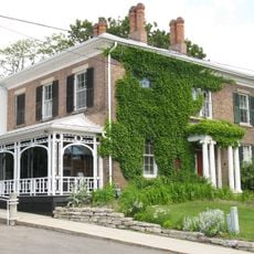 Lynnwood / Campbell-Reid House