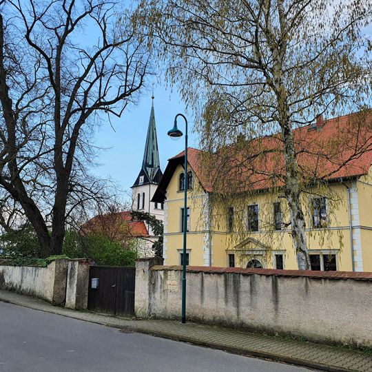 Neuweißenborner Straße 6, Altenhain