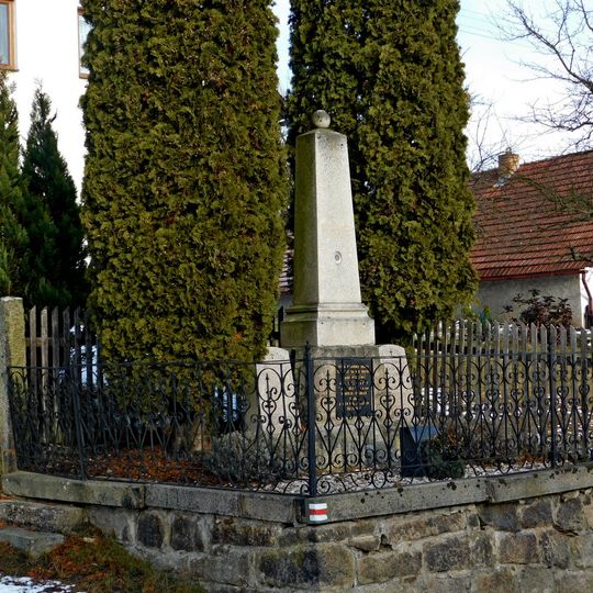 Pomník padlým v Cejli