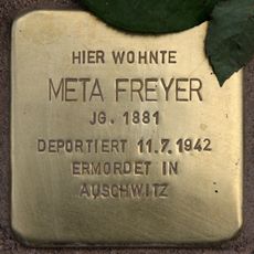 Stolperstein en memoria de Meta Freyer