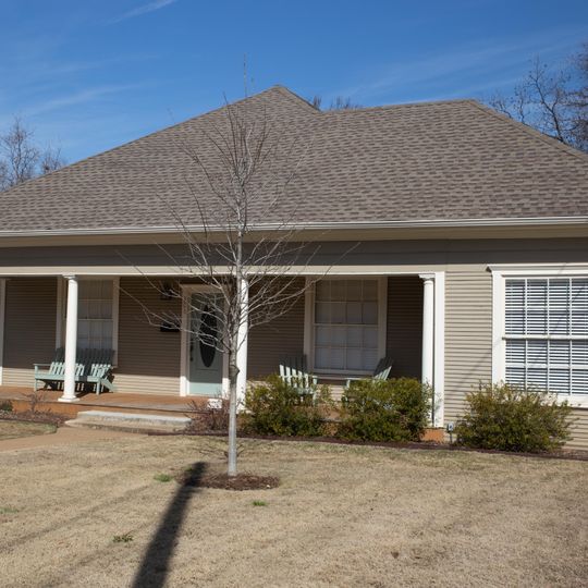 Lester H. and Mabel Bryant Chorn House