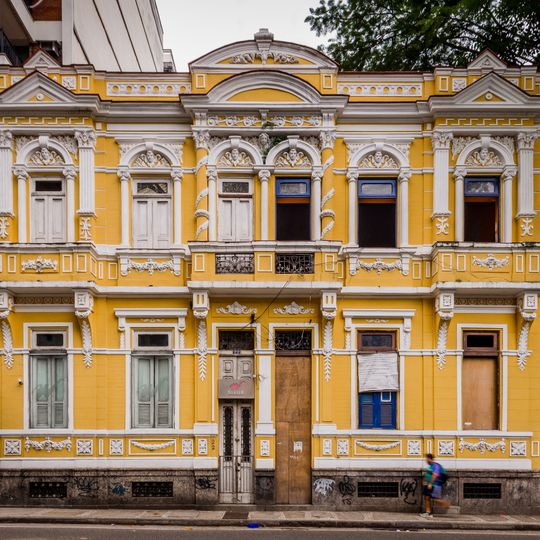 Rua das Laranjeiras, 20 e 22