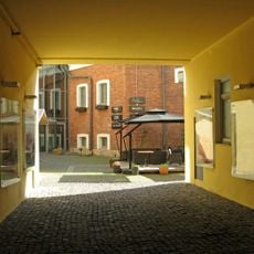 Склад (дворовые корпуса)