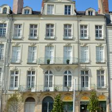 Immeuble au 8 quai Turenne