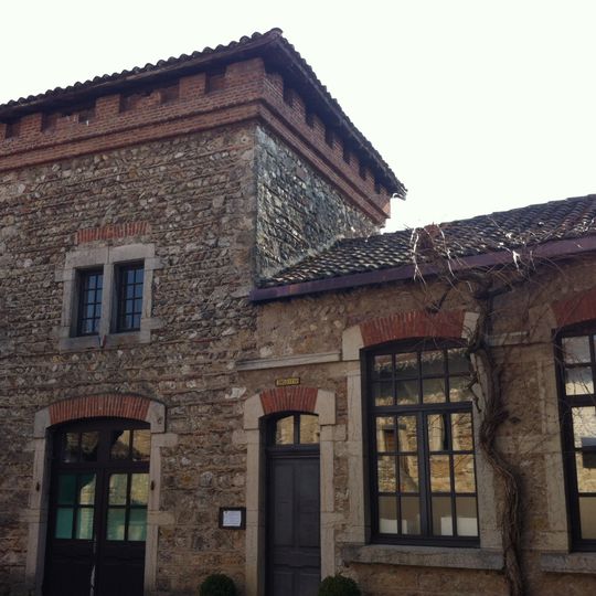 École de filles de Pérouges