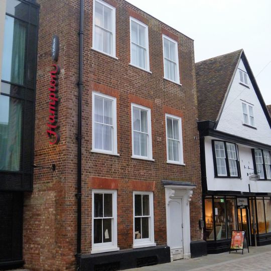 8, St Margaret's Street