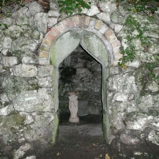 Grotto At Maesfron, A 458 N Side, Trewern