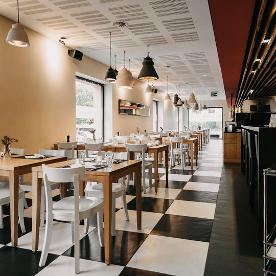 Restaurant & Pizzeria Militärgarten