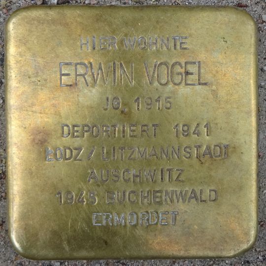 Stolperstein en memoria de Erwin Vogel